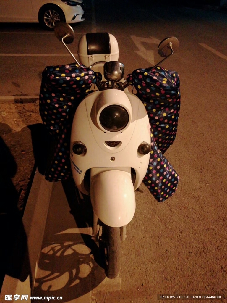 电动摩托车