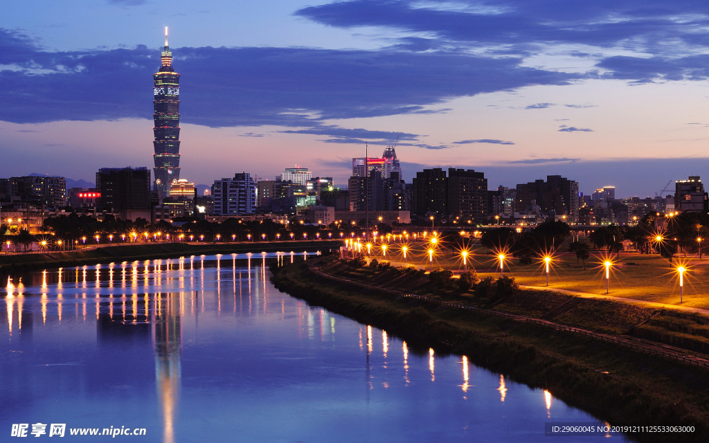 大气唯美城市夜景