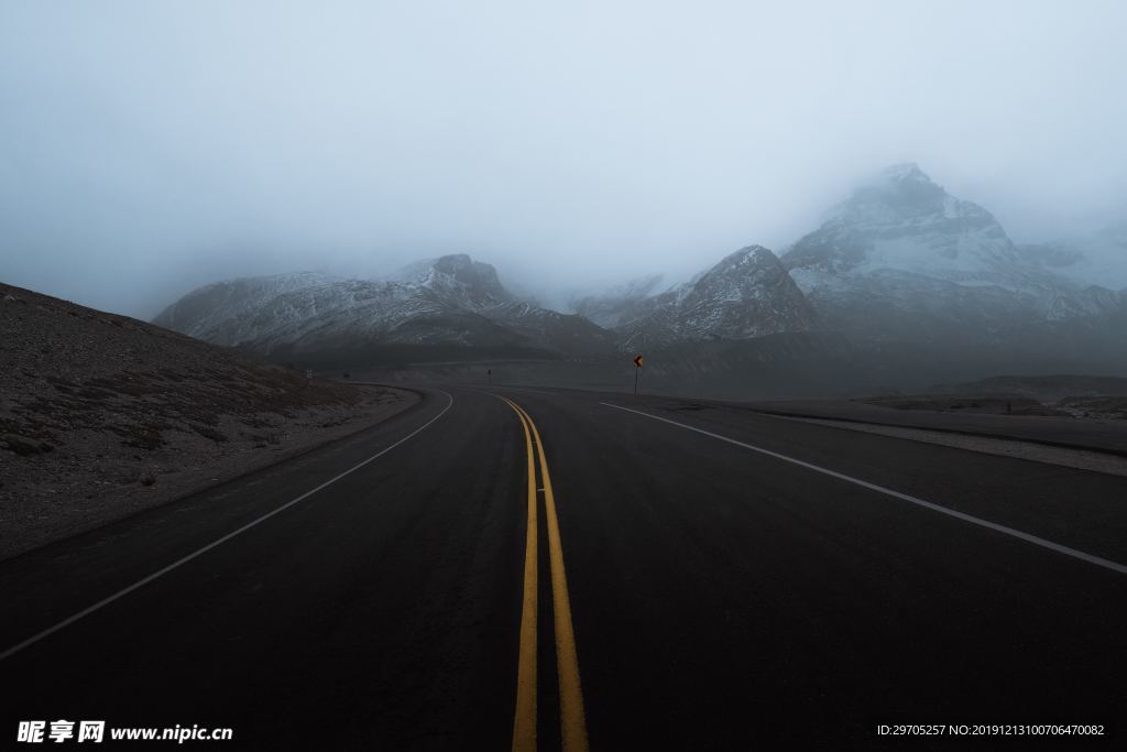 公路上的风景