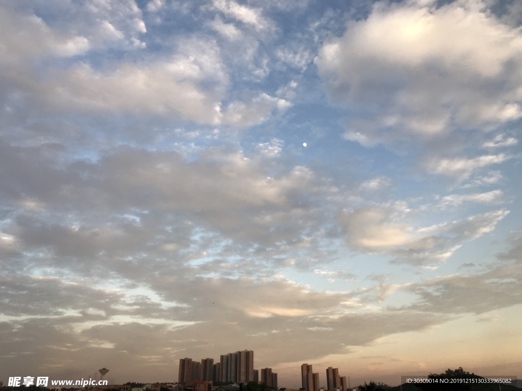 天空