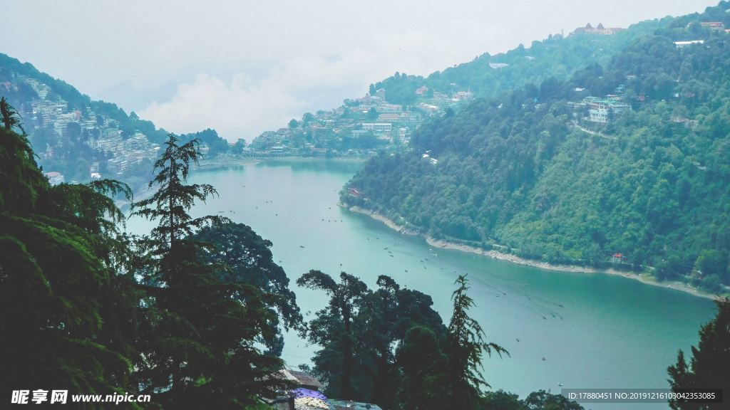山脉与山林