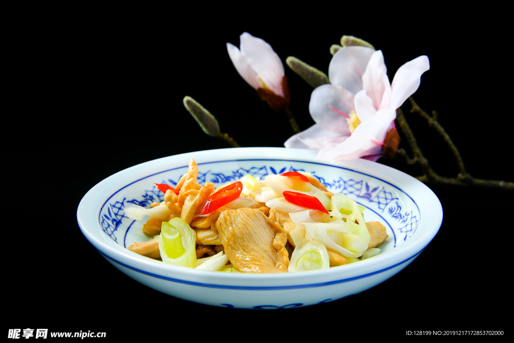 葱白炒鸡片