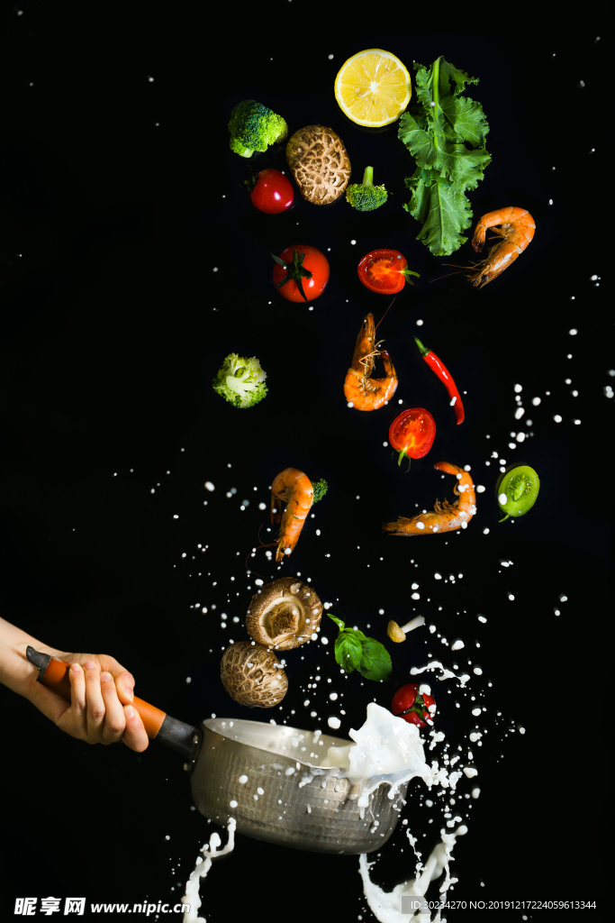 美食海鲜汤动态虾西兰花锅