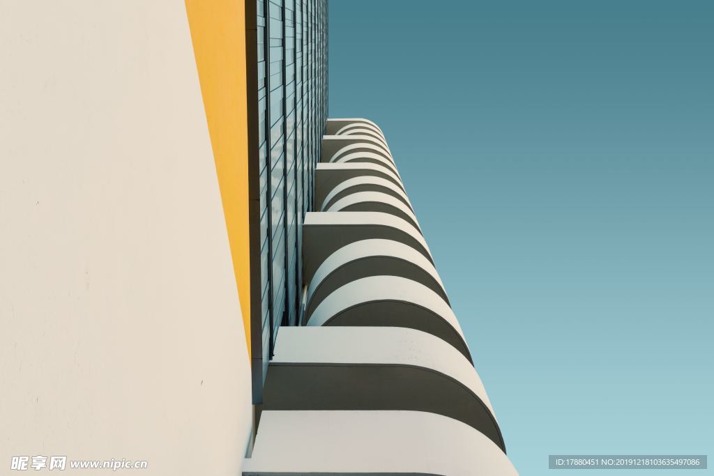 几何形建筑