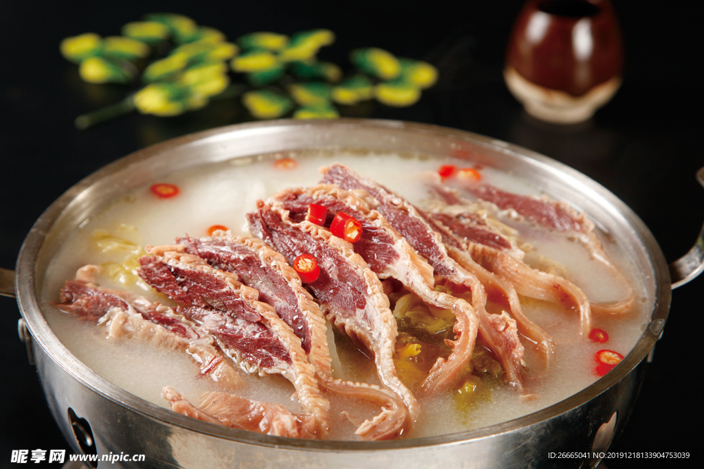 酸菜炖鹿肉