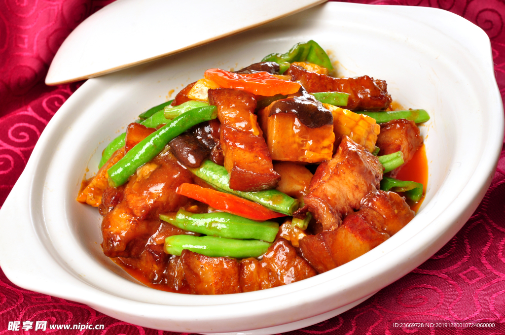 豆角红烧肉
