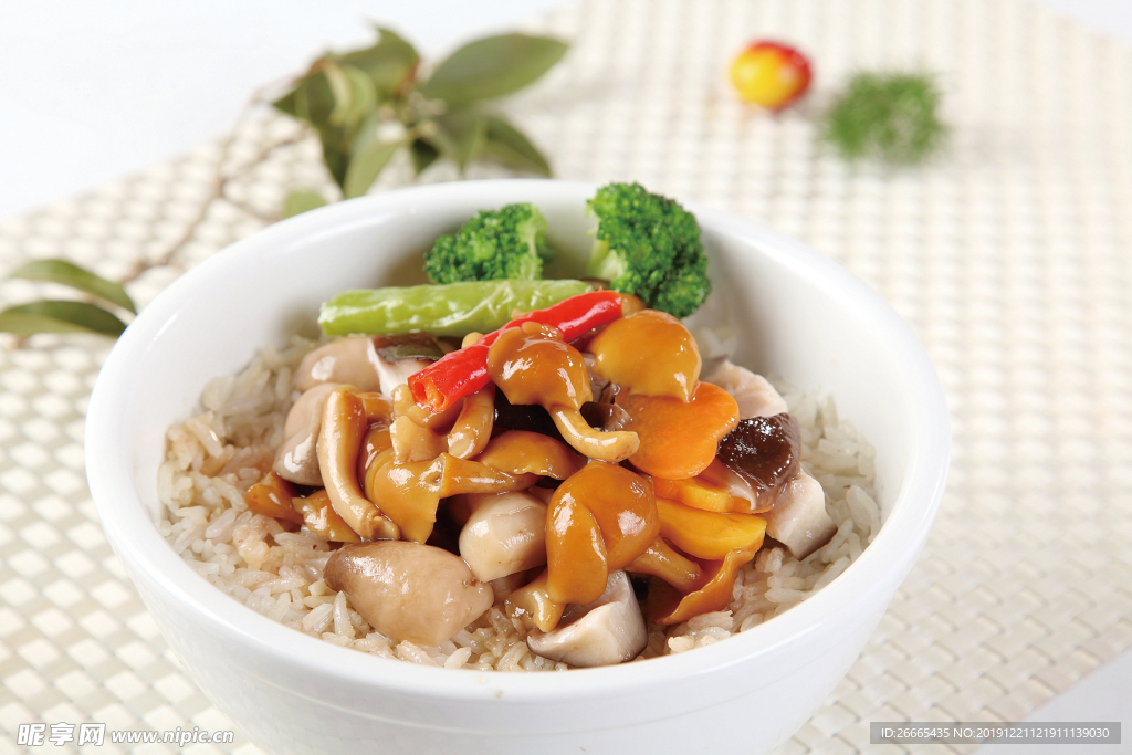 什锦菌白饭