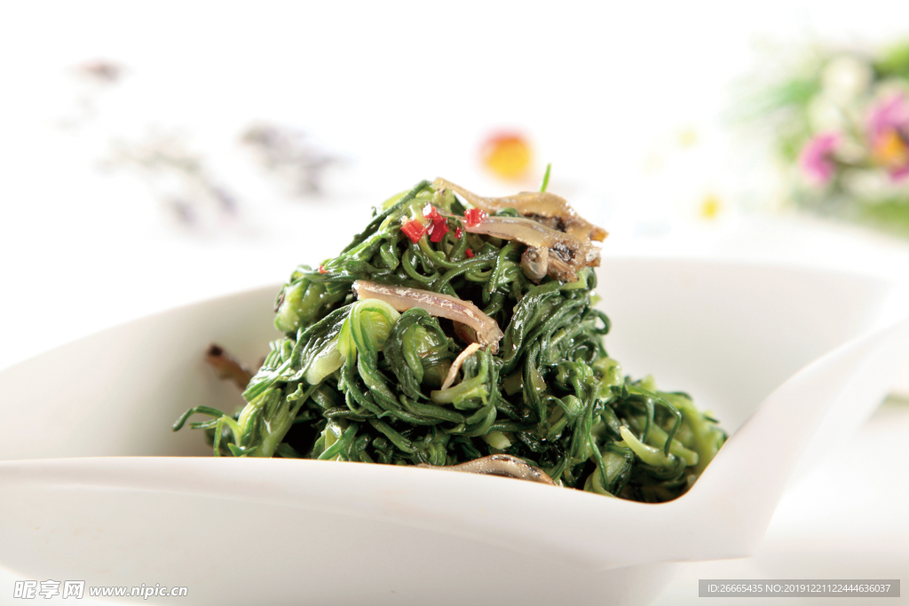鱼仔拌野菜