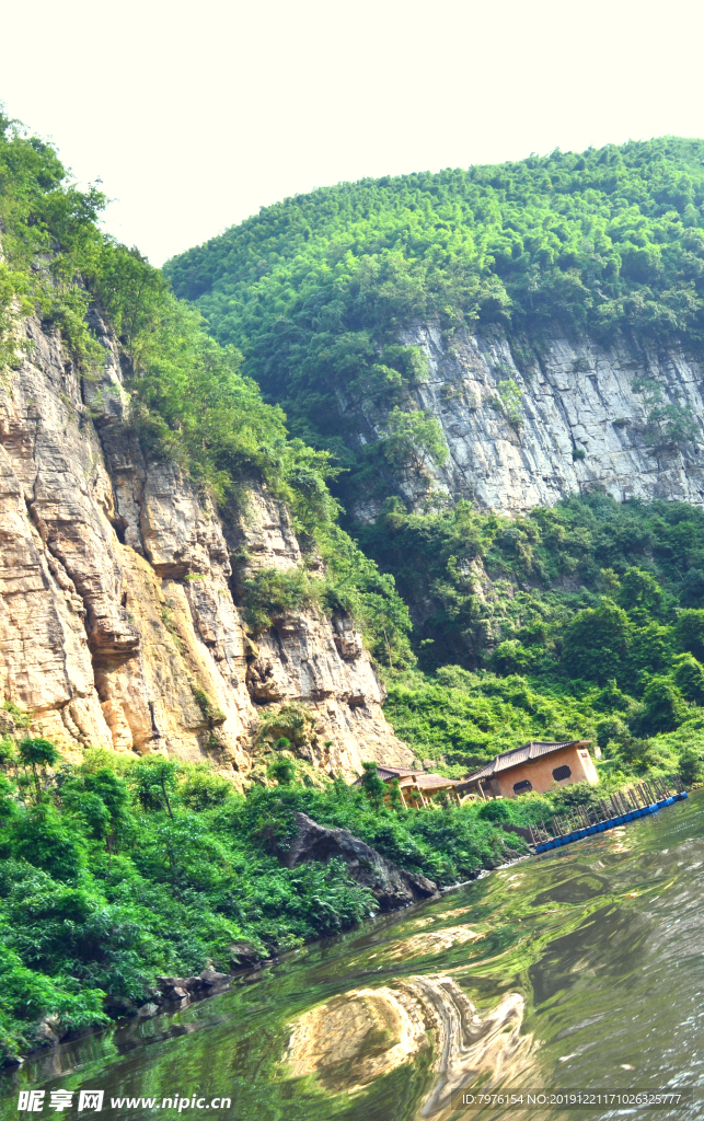温塘河