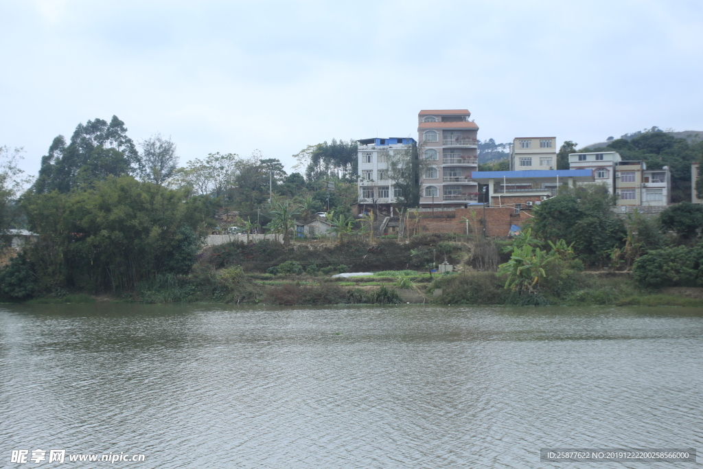 小董镇 罗屋地村 河水 河流