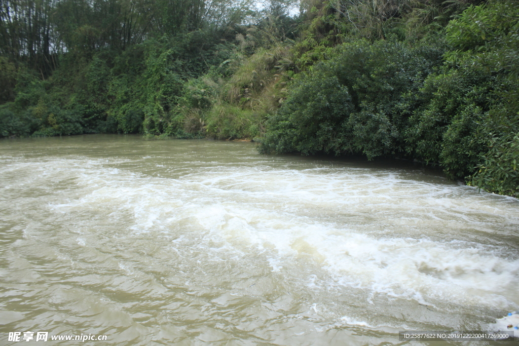 小董镇 罗屋地村 河水 河流