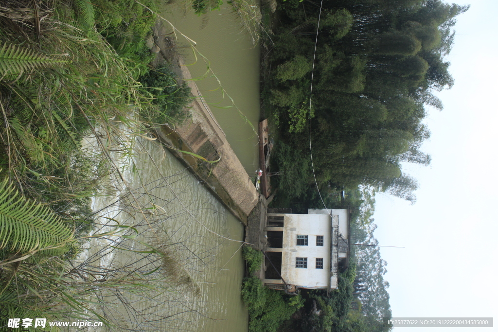 小董镇 罗屋地村 河水 河流