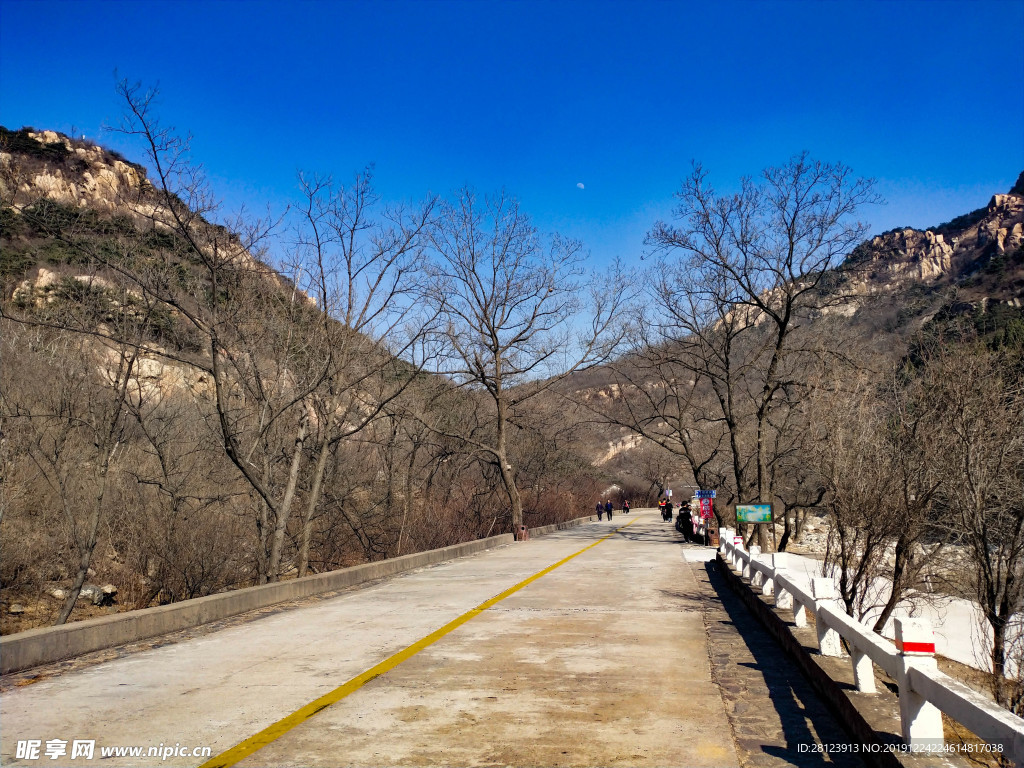 山上的路