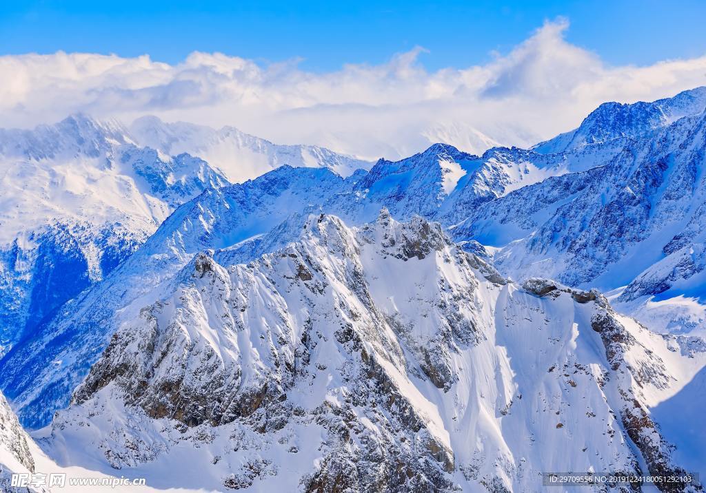 高原雪景雪山