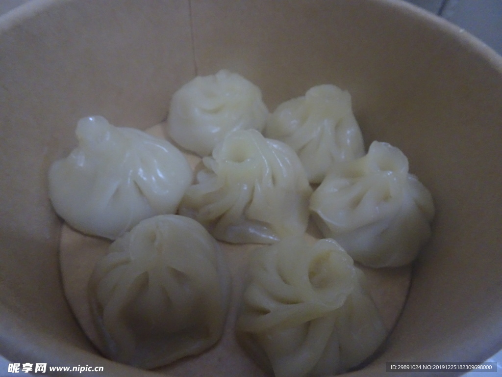 小笼汤包