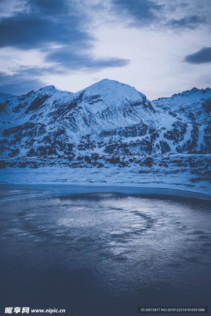 雪山