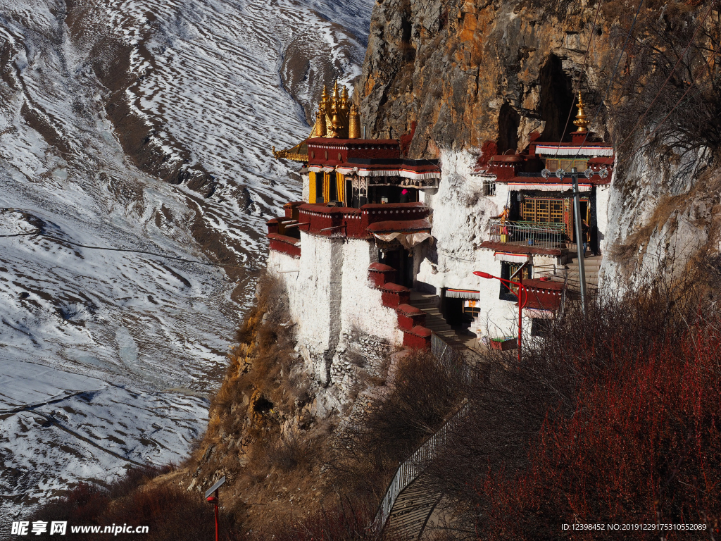 藏区寺庙建筑