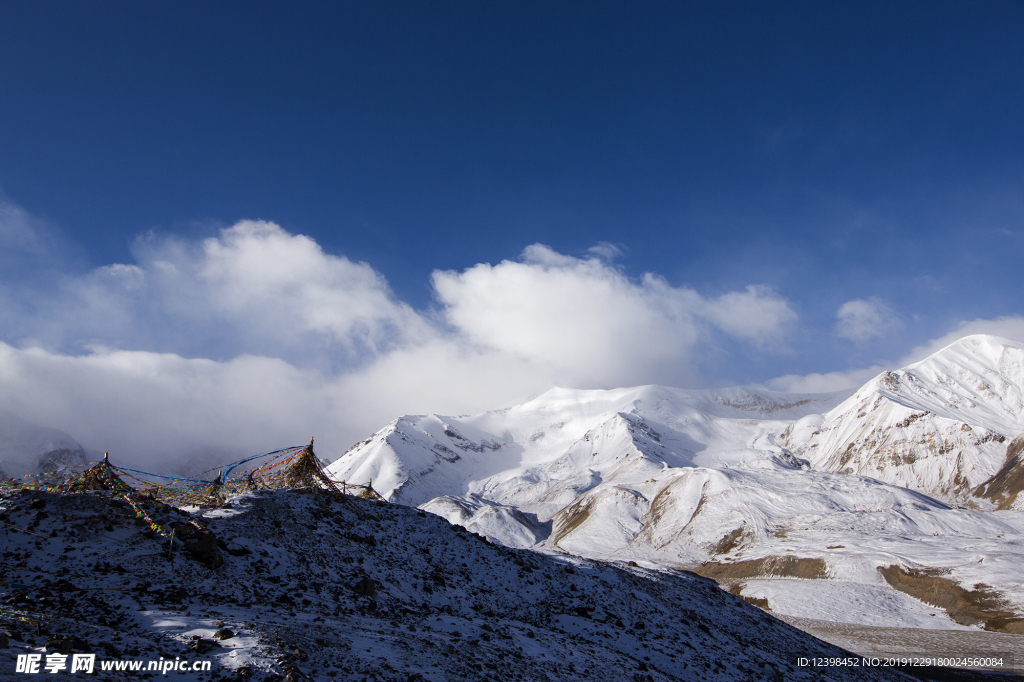 阿尼玛卿雪山