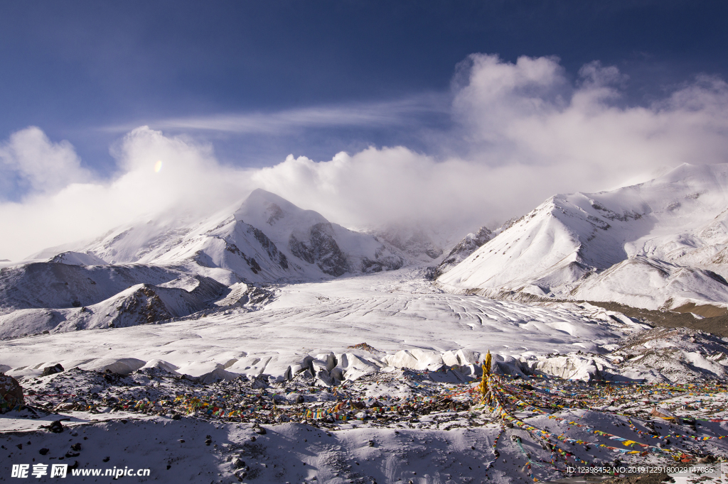 阿尼玛卿雪山