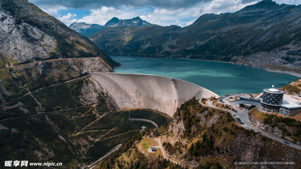 高山湖泊