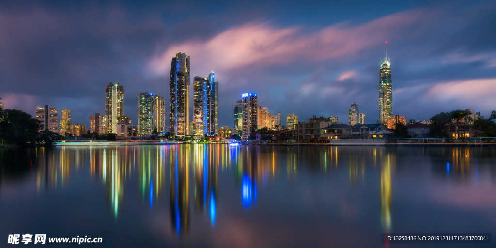 城市高楼夜景灯光风景