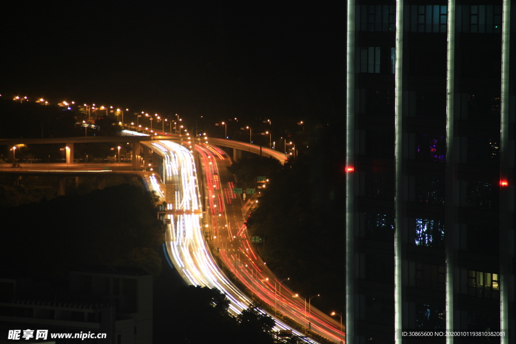 车流夜景