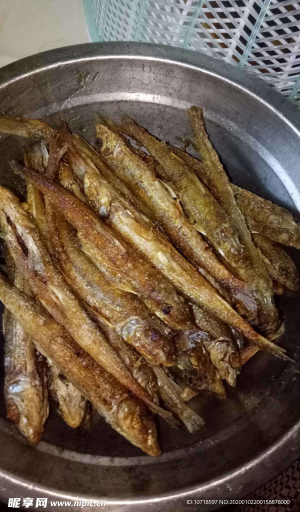 油炸泥鳅