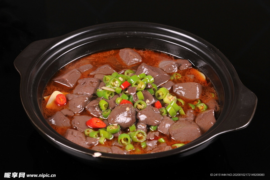砂锅炖鸭血