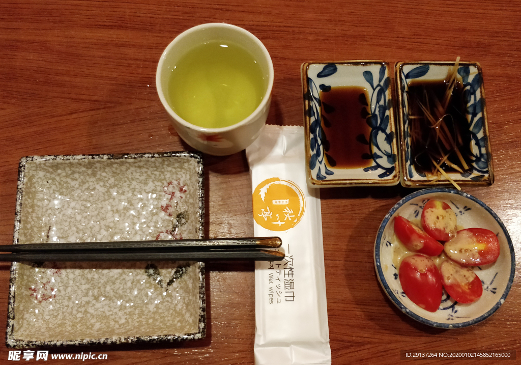 餐具