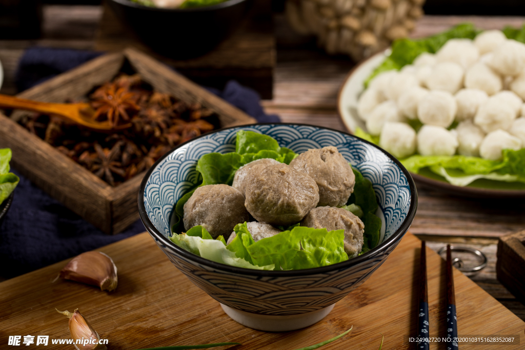 爆筋牛肉丸撒尿牛丸
