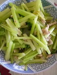 芹菜炒肉丝
