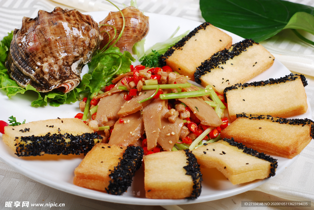 椒肉松炒鲍螺