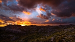 群山夕阳天空云彩风景