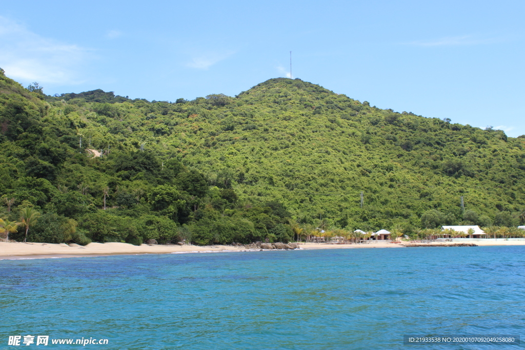 海滩沙滩礁石海湾海岸线