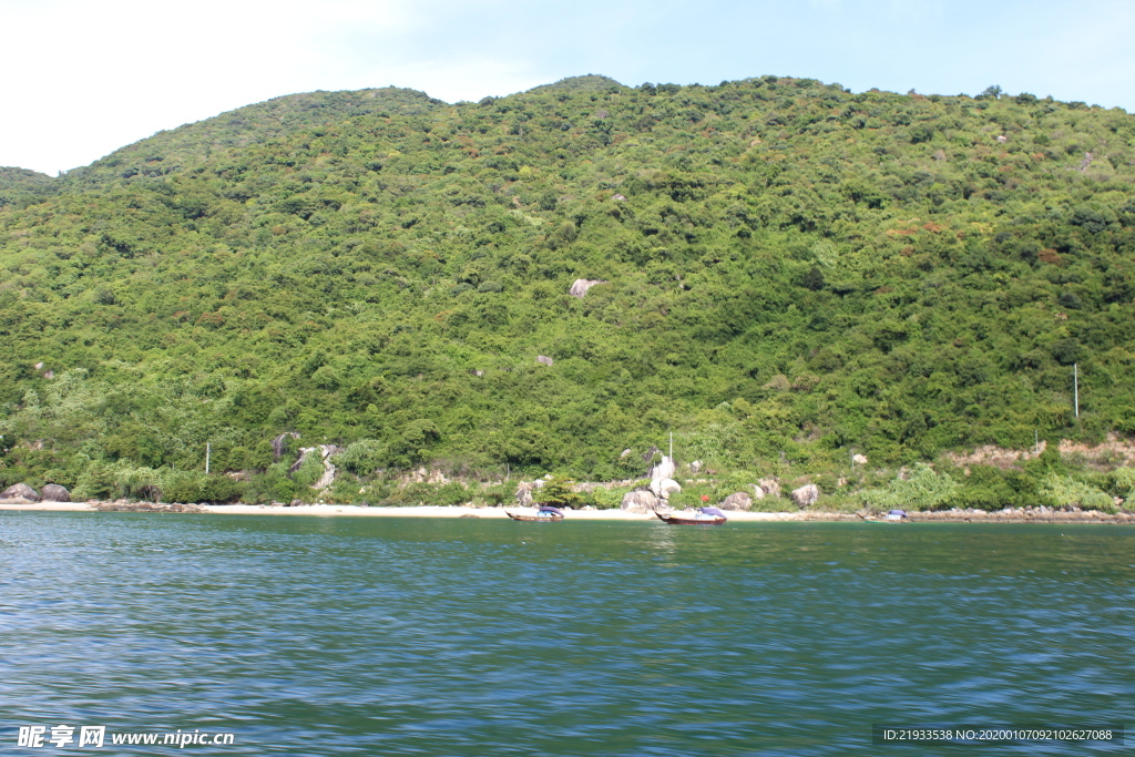 海滩沙滩礁石海湾海岸线