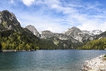 山水湖泊美景