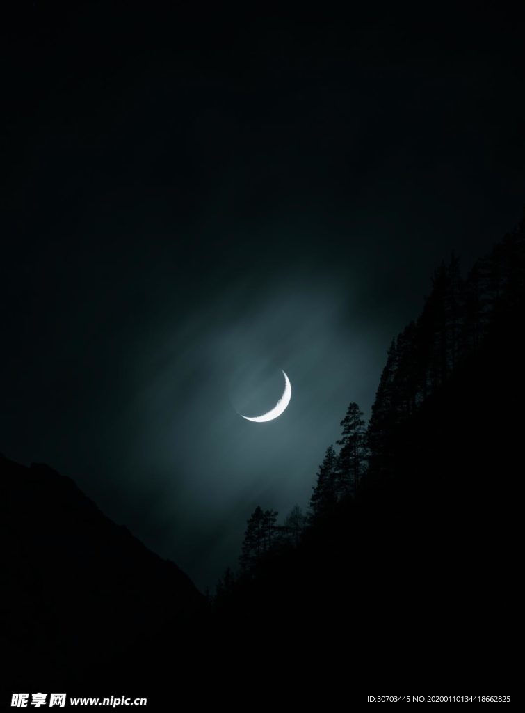 黑夜的月亮