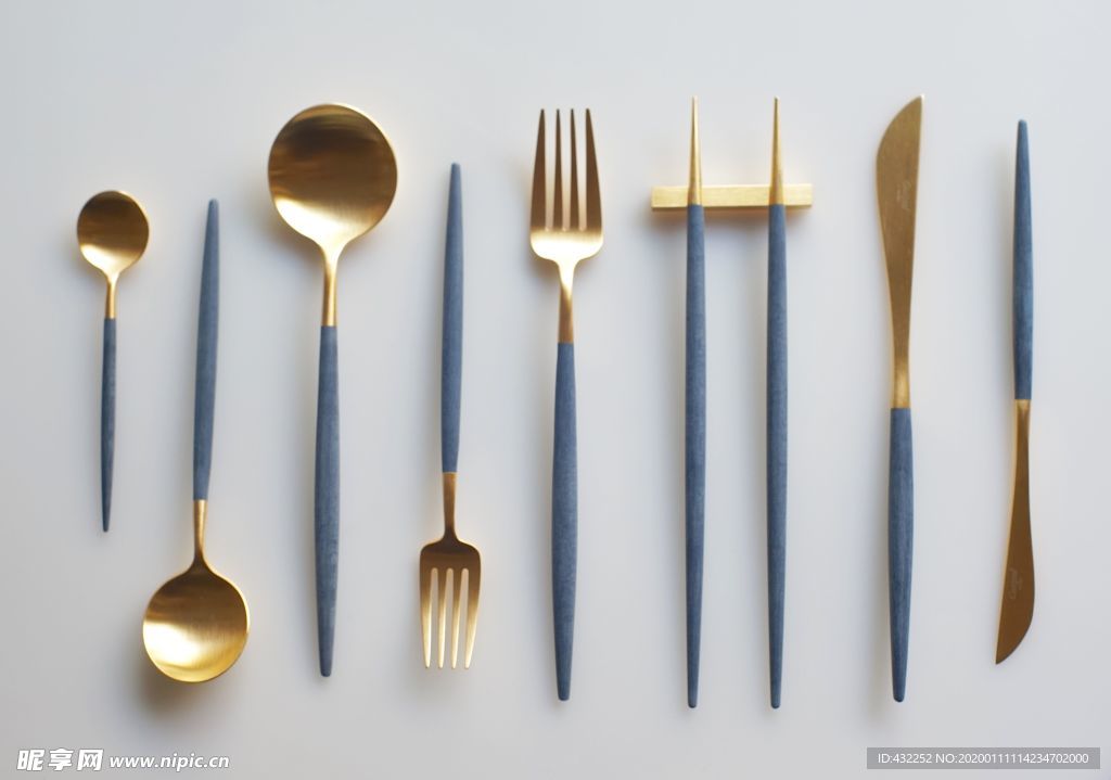餐具