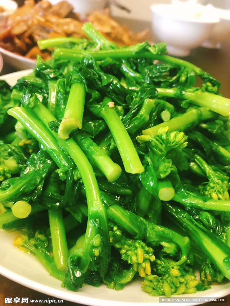 炒菜心