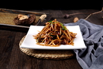 莲菜炒肉丝