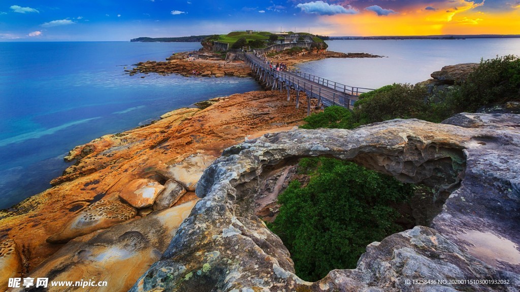 大海天空云彩风景大坝
