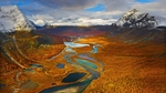 群山河流山谷天空风景