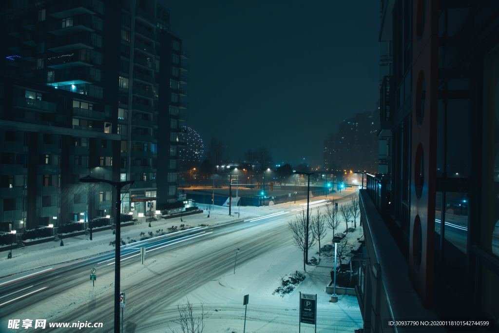 小城的雪景