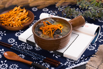 虫草花炖乌鸡