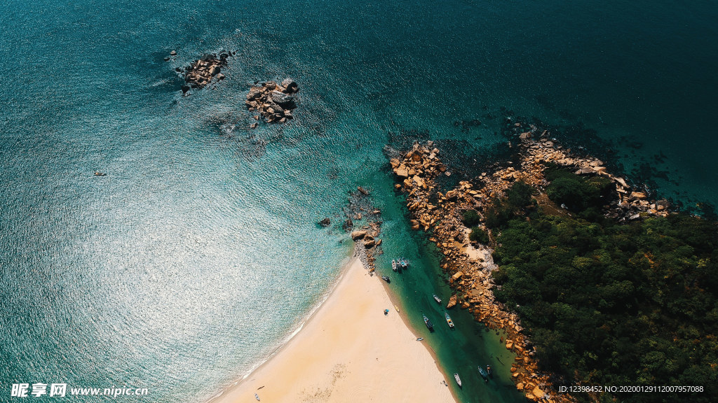 海岸线风景美图