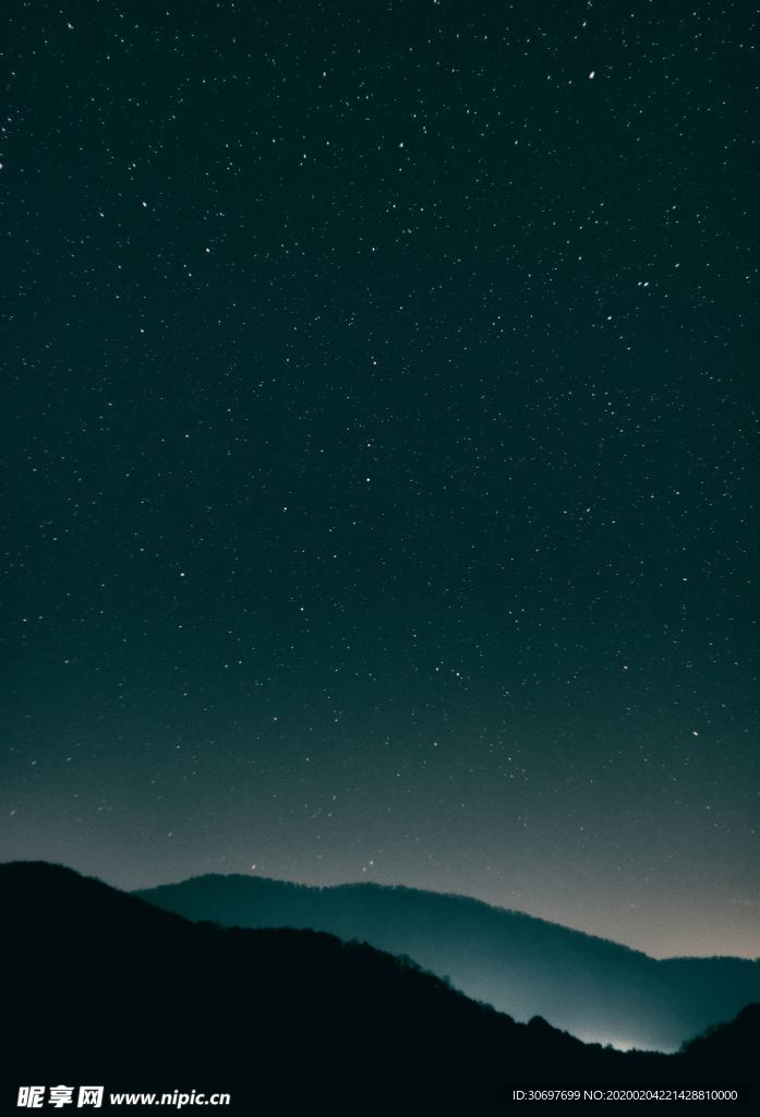 夜景星空山