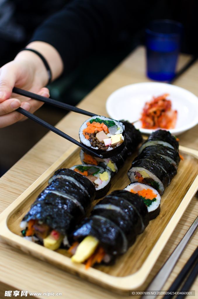 韩式料理紫菜包饭