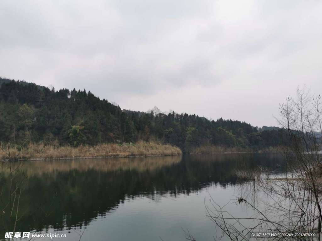 自然美景