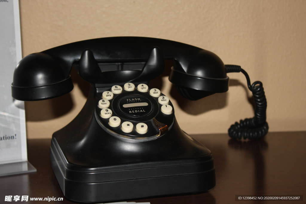老式电话机