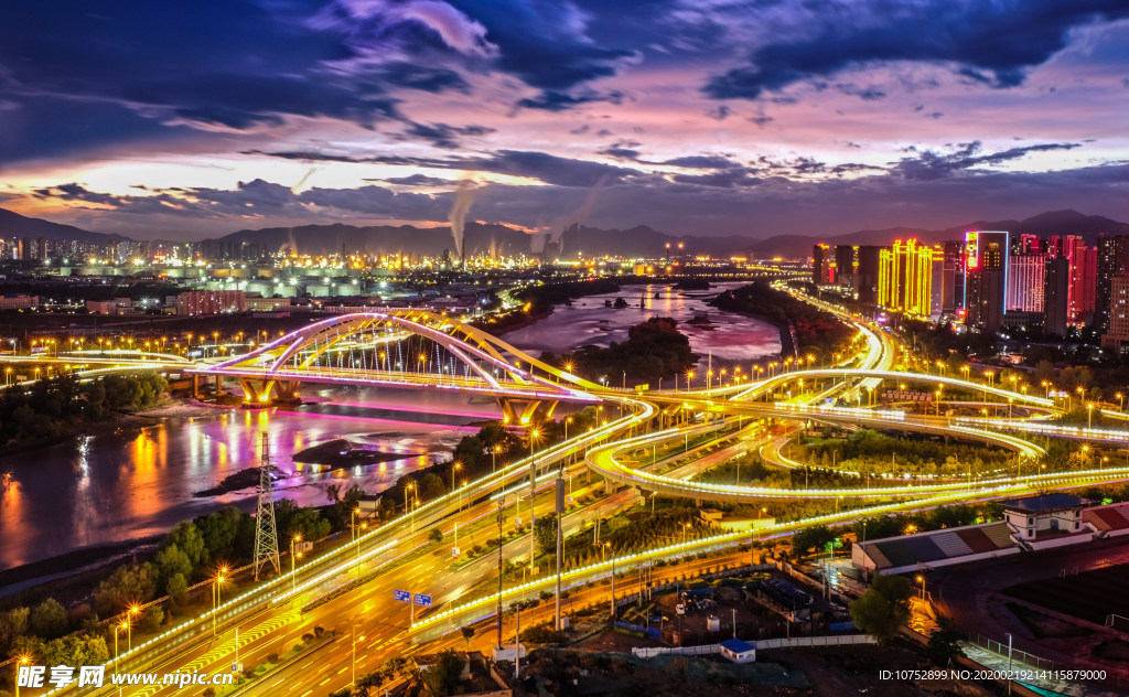 兰州黄河之滨夜景